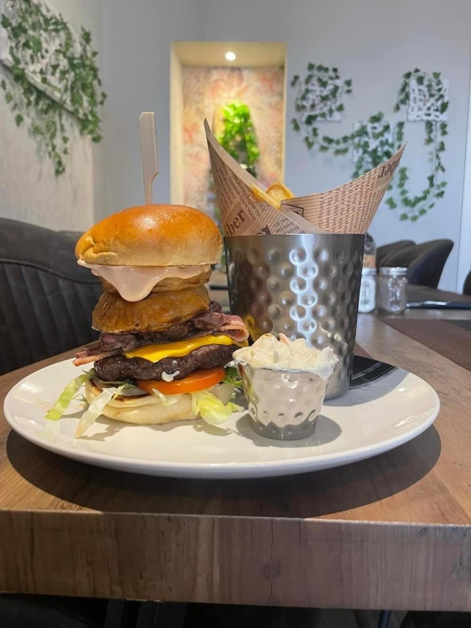 בוקי The Brig & Barrel Hotel מראה חיצוני תמונה