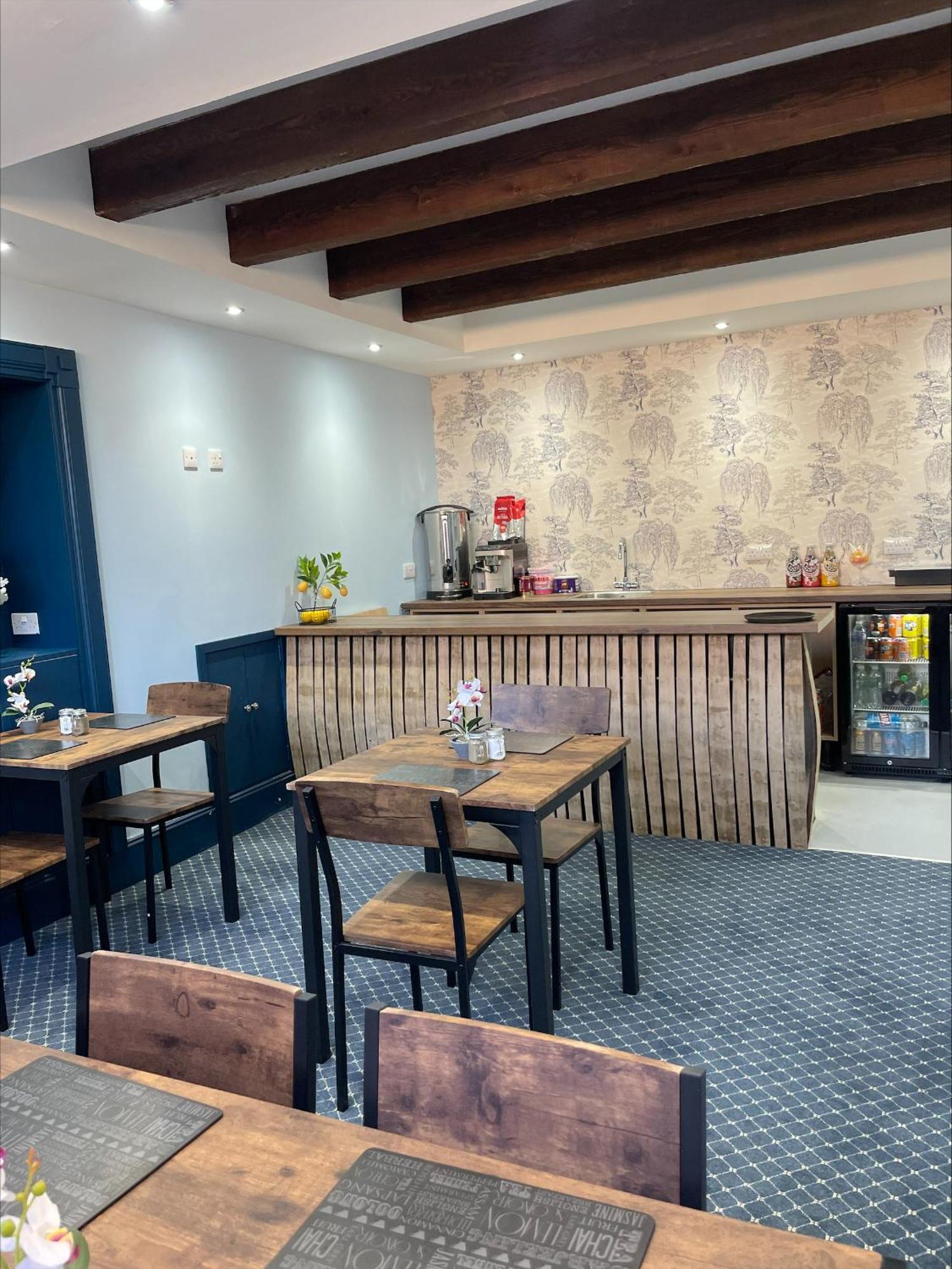 בוקי The Brig & Barrel Hotel מראה חיצוני תמונה